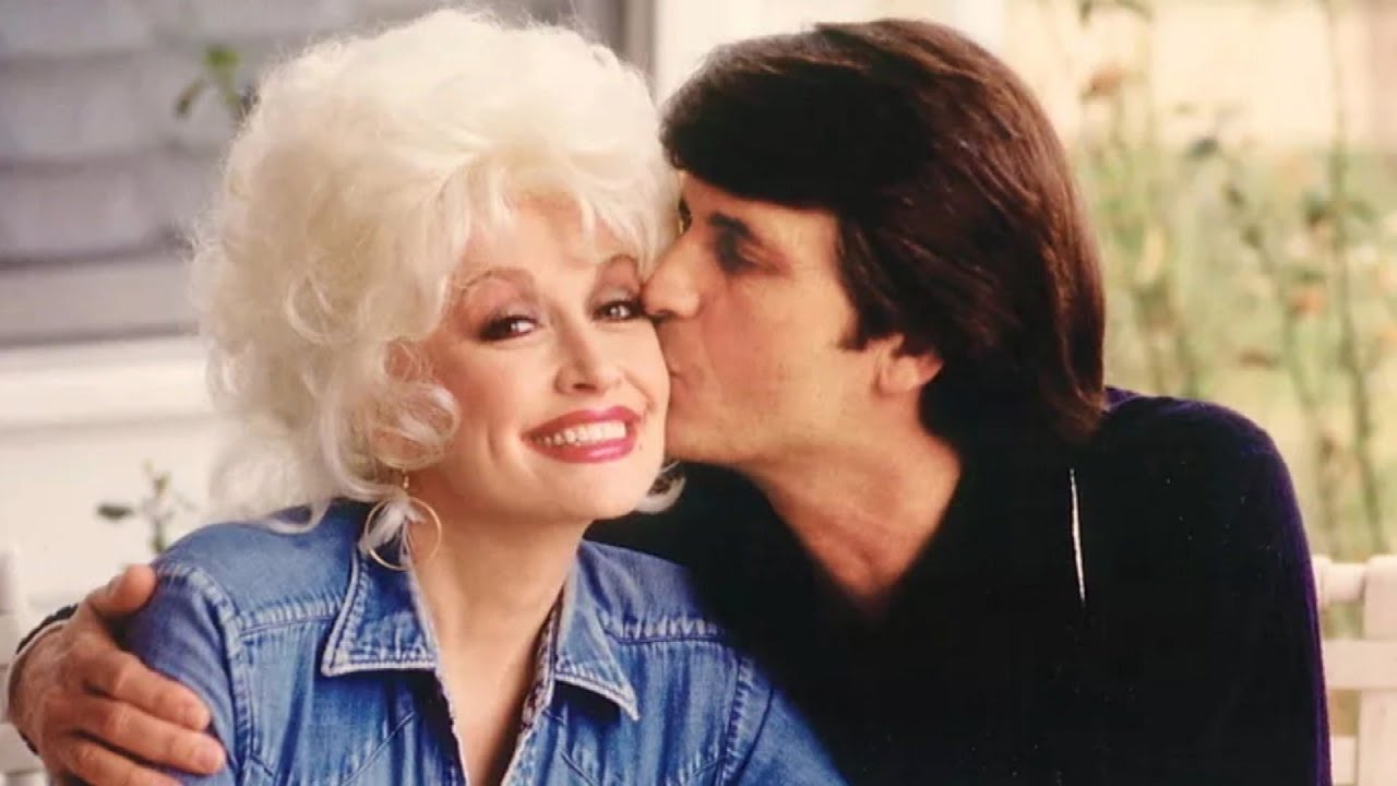 Dolly Parton Mourns the Death of Longtime Husband Carl Dean